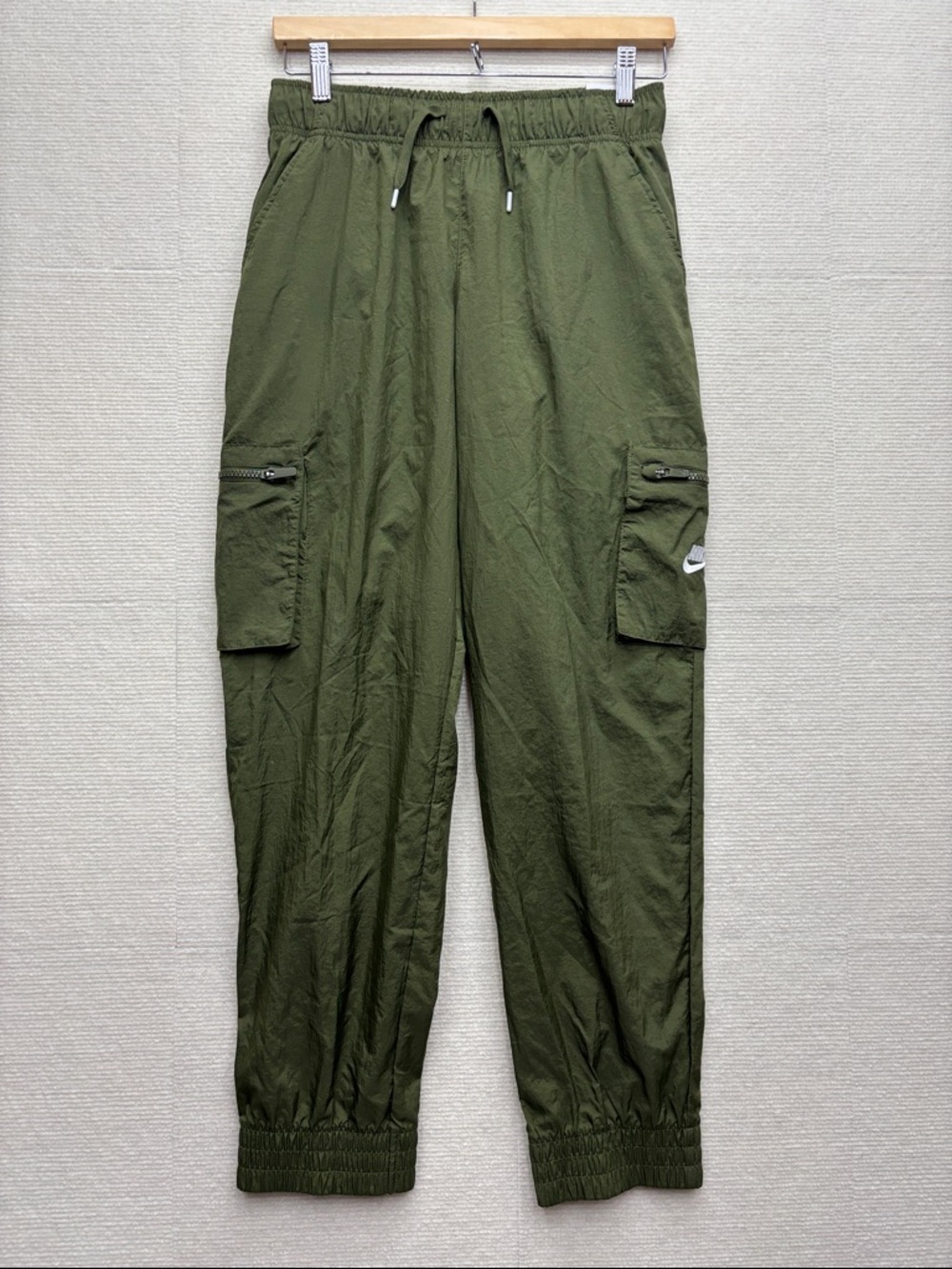 Nike | XL loose fit Olive Cargo Joggers with Zip Pockets